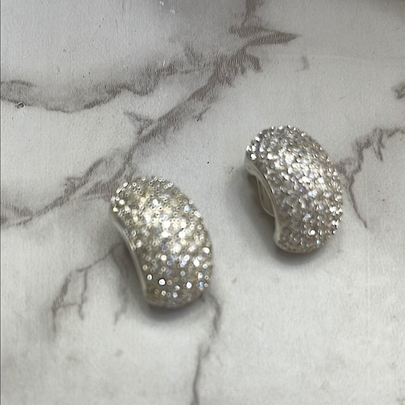 Carolee Vintage Sparkly Crystal Silver Cuff Style Clip on Earrings - Picture 6 of 14